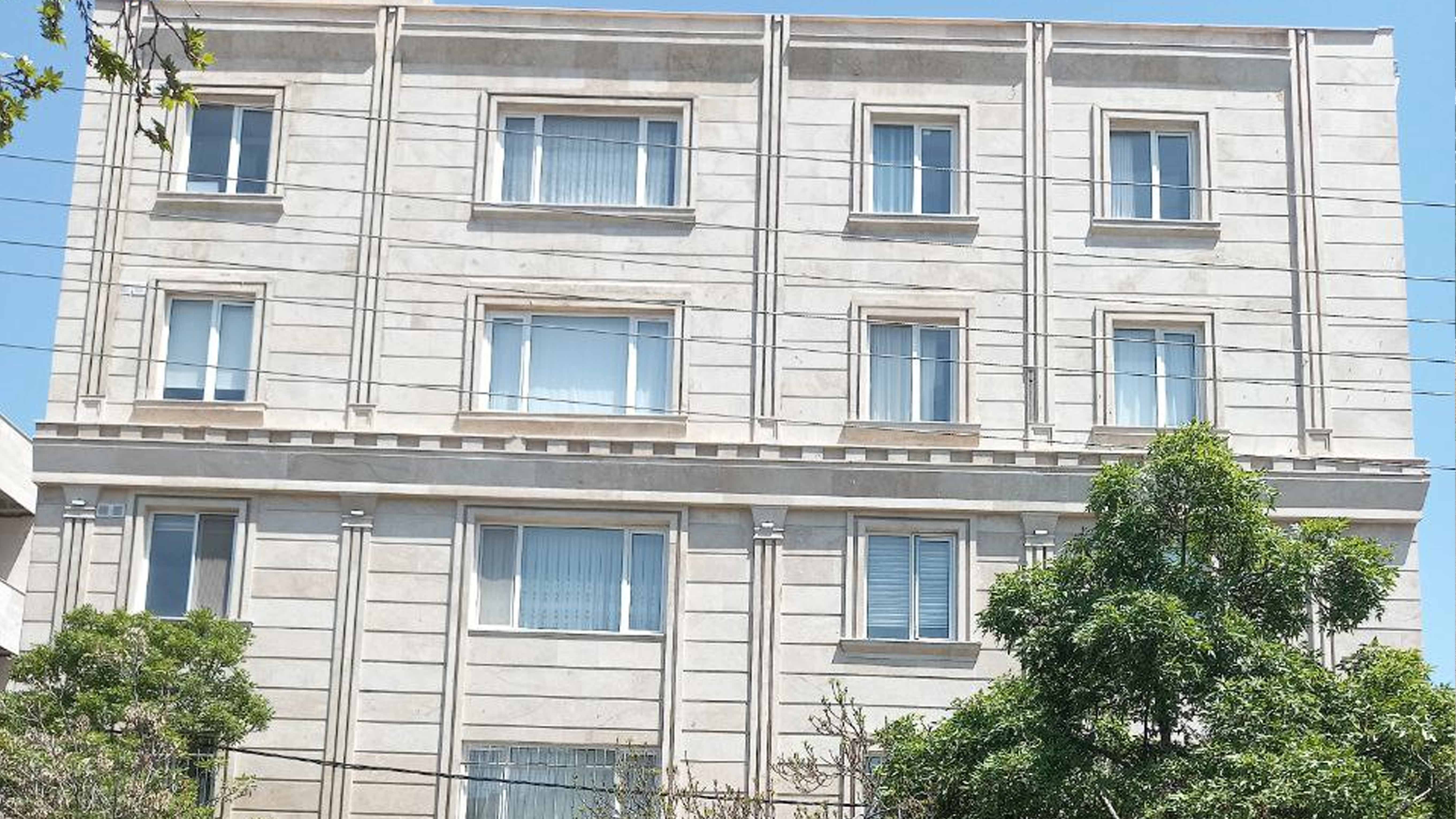 بنای دریا - 1