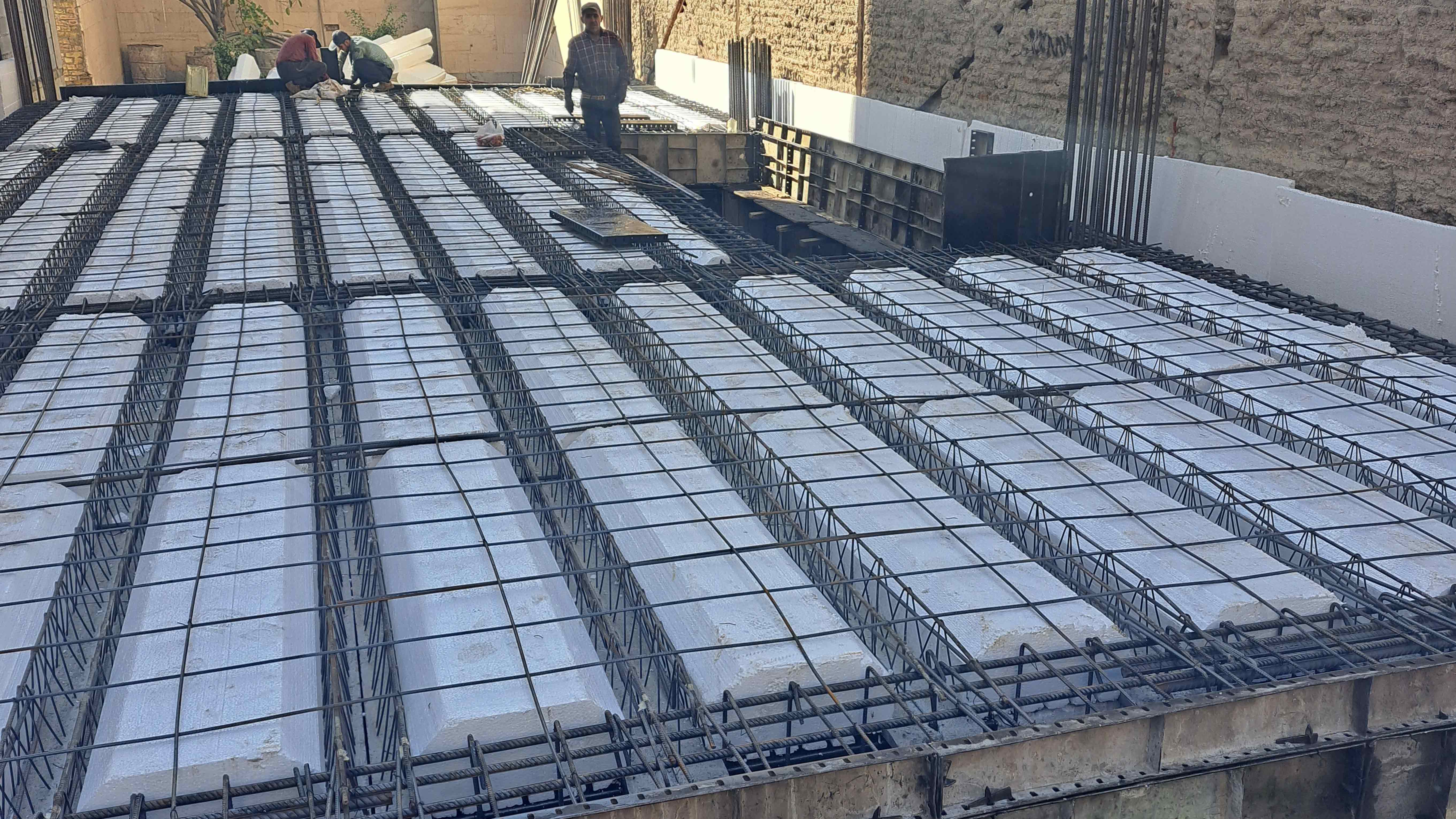 بنای طارمیان - 1