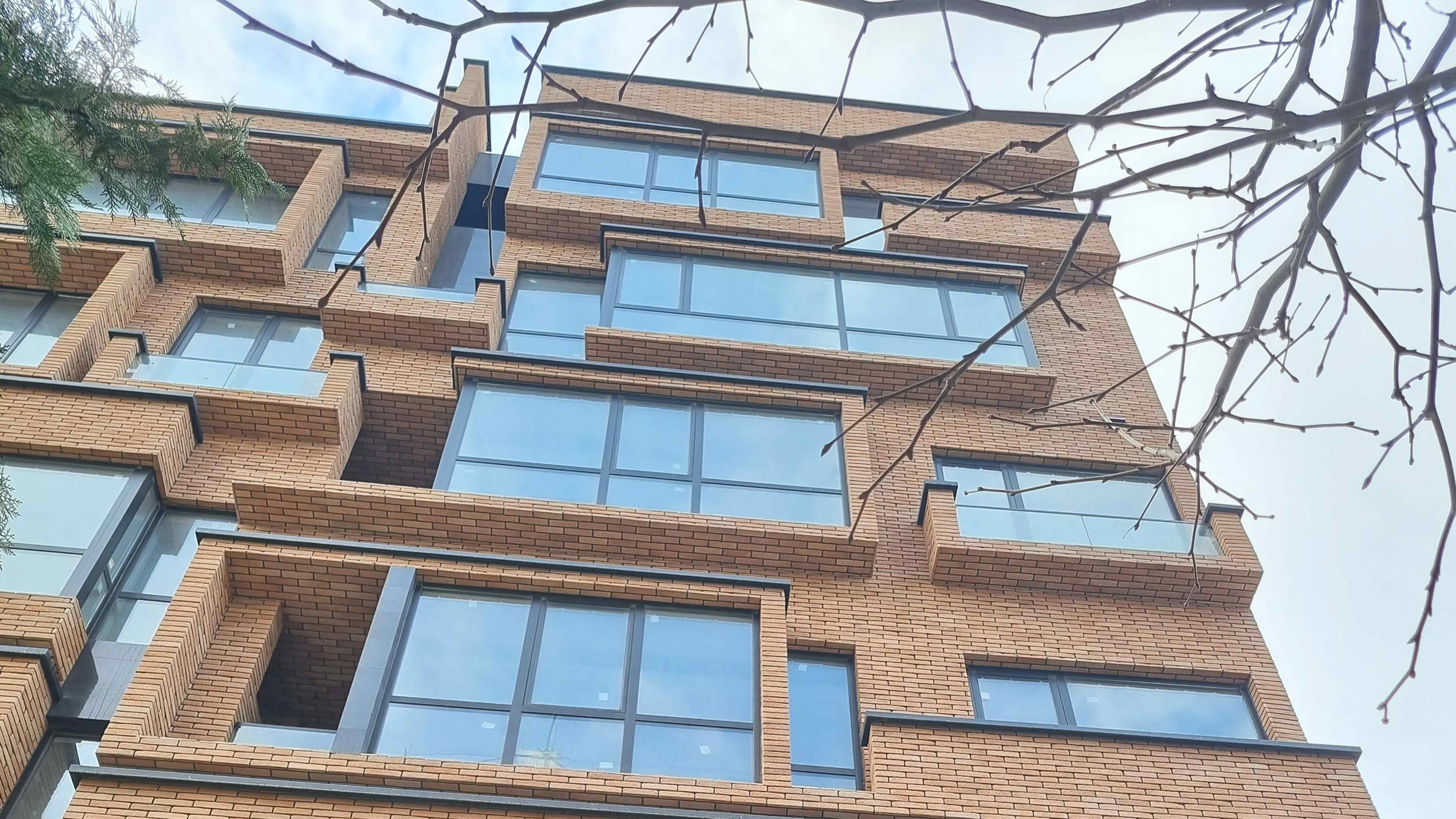 بنای پادگان - 2